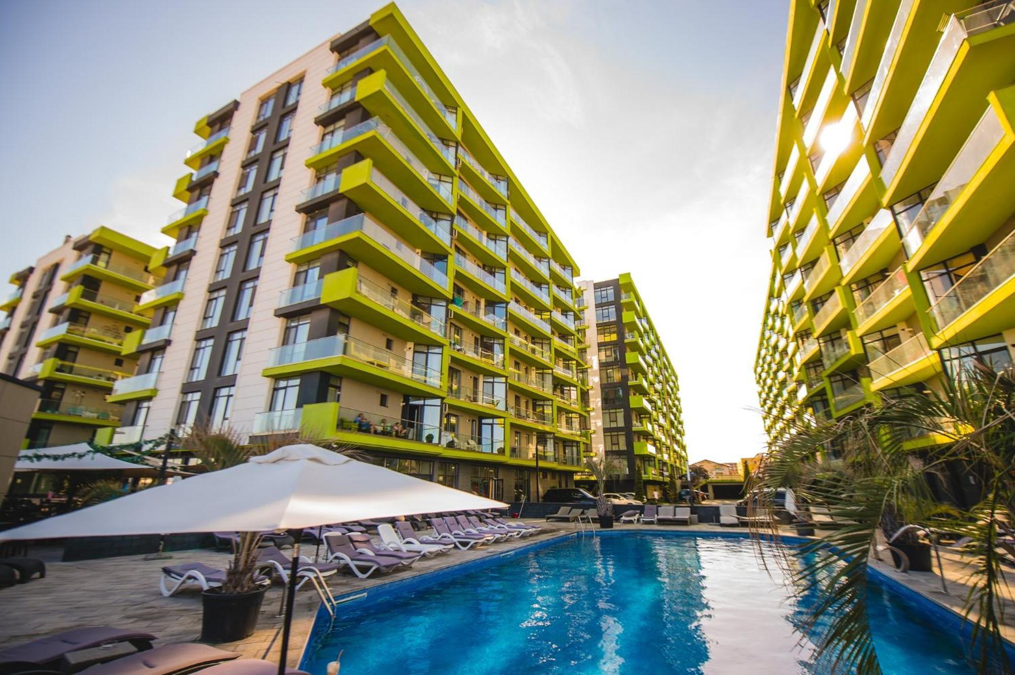 Purple Onyx - Pool & Spa Beach Resort Năvodari Kültér fotó