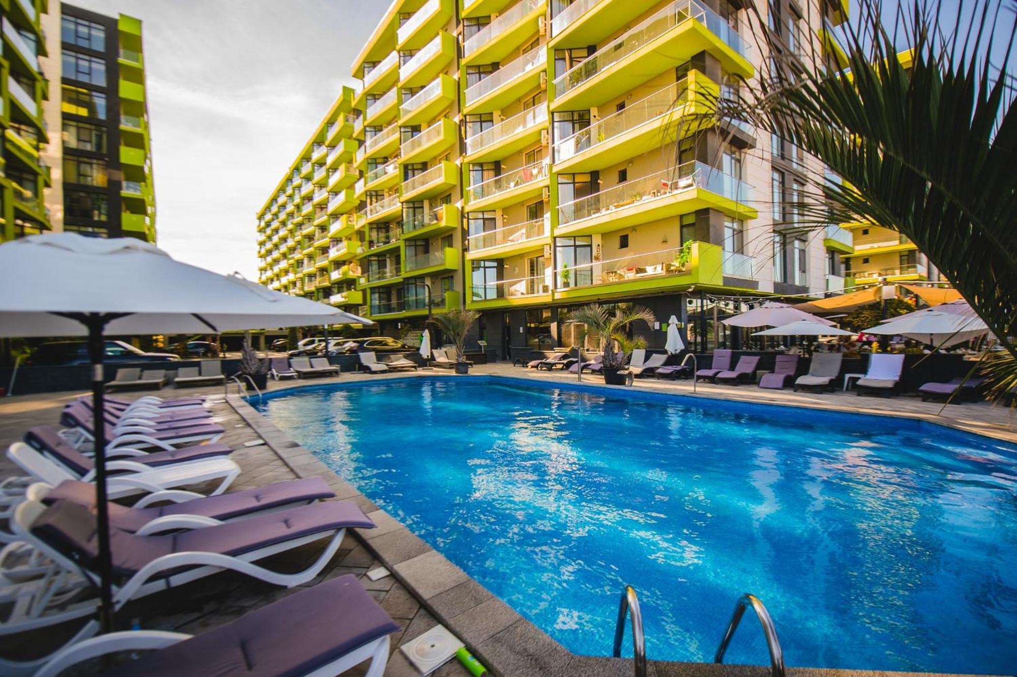 Purple Onyx - Pool & Spa Beach Resort Năvodari Kültér fotó