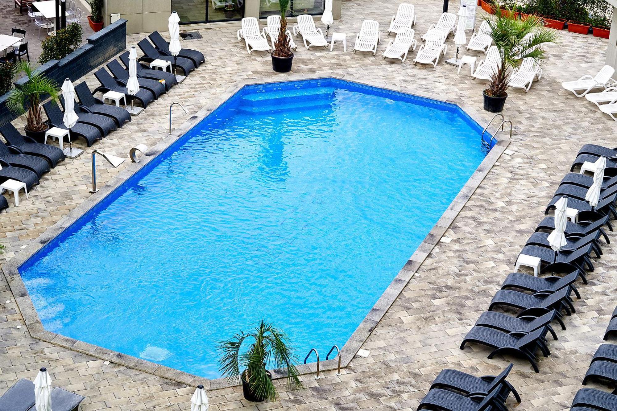 Purple Onyx - Pool & Spa Beach Resort Năvodari Kültér fotó