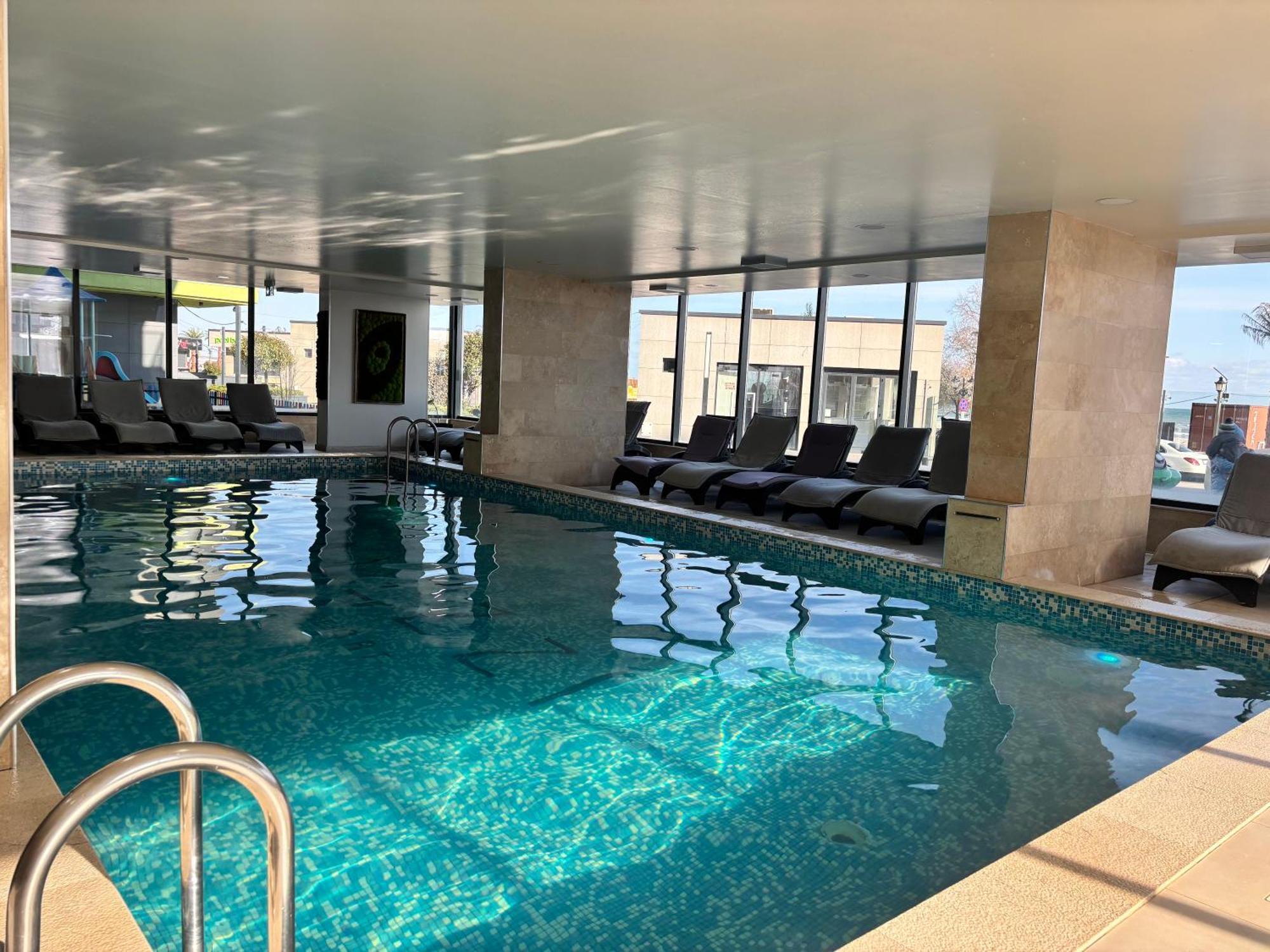 Purple Onyx - Pool & Spa Beach Resort Năvodari Kültér fotó