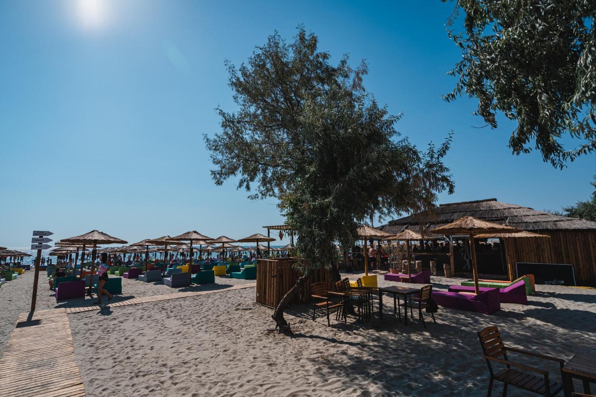 Purple Onyx - Pool & Spa Beach Resort Năvodari Kültér fotó